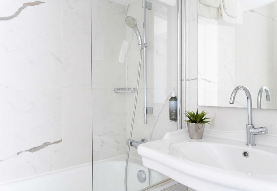 雙床房-免費軟飲迷你吧、禮盒、數字刊物、健身、桑拿