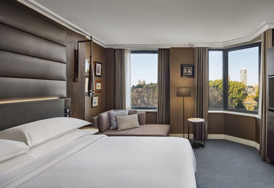 Sheraton Grand Sydney Hyde ParkExecutive Suite With Club Access