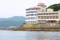 Wakayama Kada Onsen Kada Kaigetsu Hotels in 