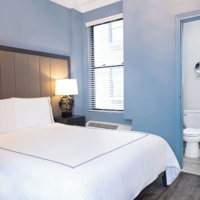 Luxury Queen Room Kixby Promo Code