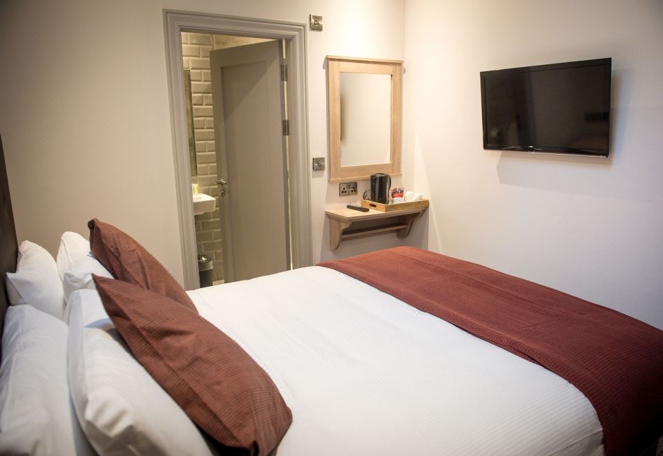 双人房（带独立浴室）