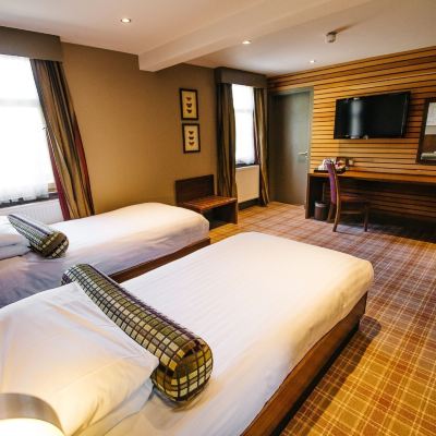 Comfort Triple Room, 1 Bedroom, Ensuite Lynnhurst Hotel Promo Code