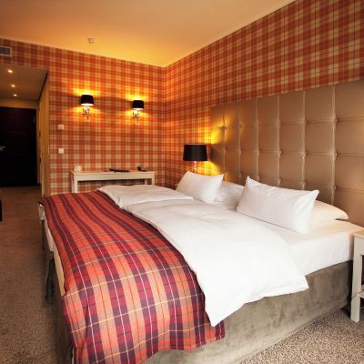 Luxuszimmer In Der Waldresidenz Schloss Basthorst Promo Code