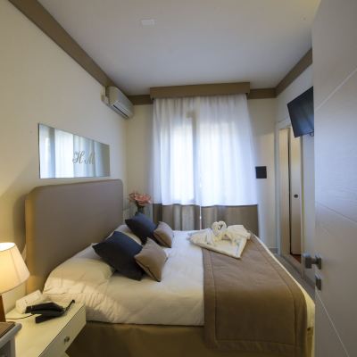 Economy Double Room Hotel Maracaibo Promo Code