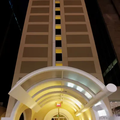 ibis Sao Paulo Paulista Отели рядом с достопримечательностью «Авенида Паулиста»