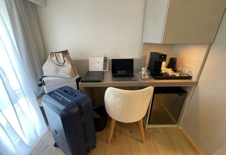 经济型双人房/双床房， 私人浴室， 山景