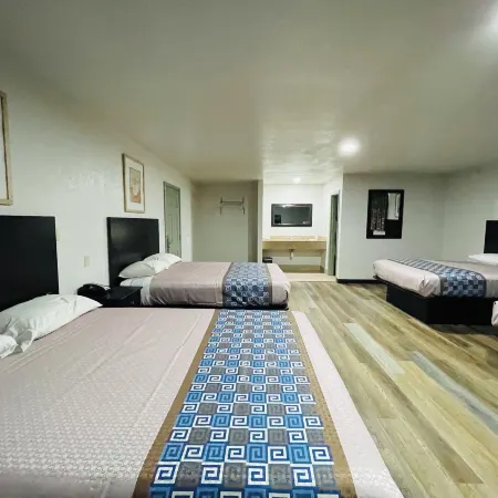 Budget Inn of Ada