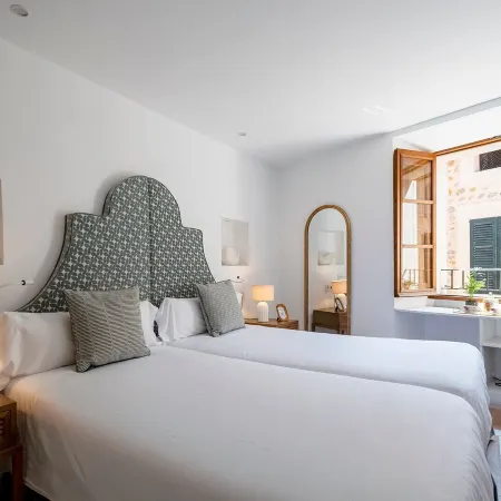 Petit Biniaraix Ex-Menditzu Rooms Отели в г. Сольер