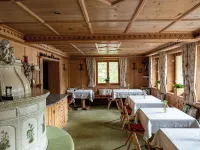 Die AlpenRose Hotels in Lech
