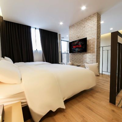Bricks Duplex (Large Tv, Youtube View Available) (Balcony Table, Duplex, Family) Bricks Hotel Promo Code