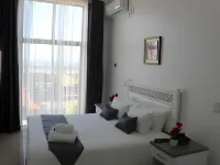 Royal Ushaka Hotel Morningside Hotels in Berea