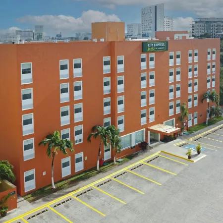 City Express Junior by Marriott Cancun