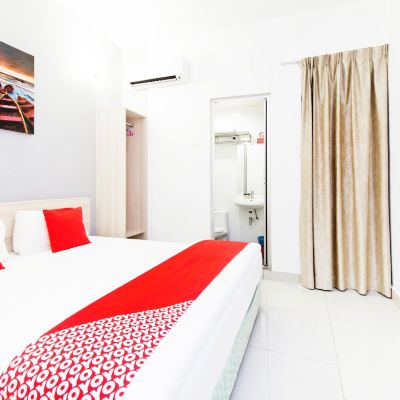 Standard Double Room OYO 325 Damansara Inn Promo Code