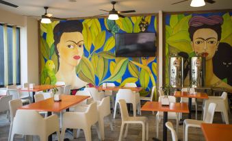 Hotel Andiroba Palace - Housity