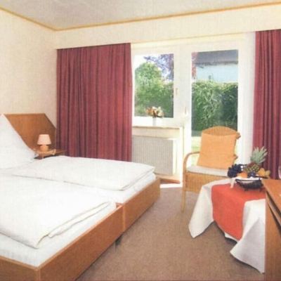 Double Room with One Double Bed-Non-Smoking