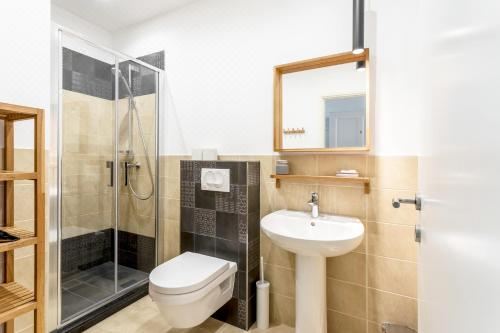 带露台的一室公寓