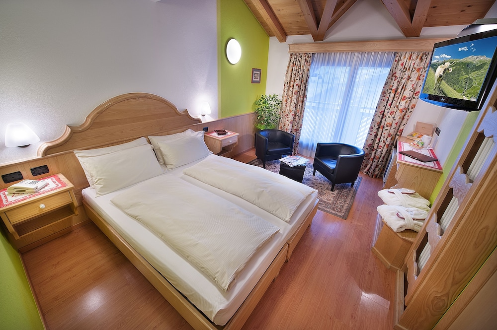 高级双人房（带阳台）