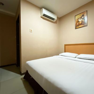 Bilik Double Standard Kupon OYO 90108 Hotel Kaya