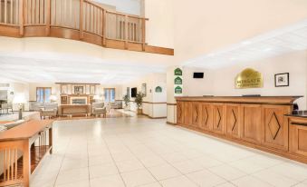 Wingate by Wyndham Ellicottville - Housity