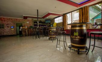 Balis Best Bar and Resort
