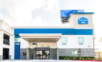 Palace Inn Blue IAH East