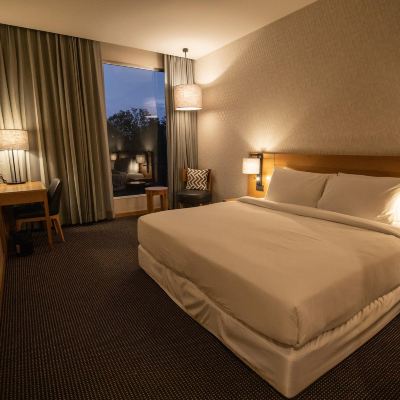 Deluxe Double Room BLVD Promo Code