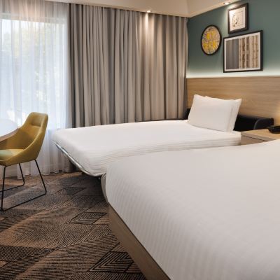 Queen Room with Sofa Bed 約克希爾頓歡朋酒店優惠