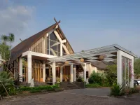 Rumah Kito Resort Hotel Jambi by Waringin Hospitality فنادق في 