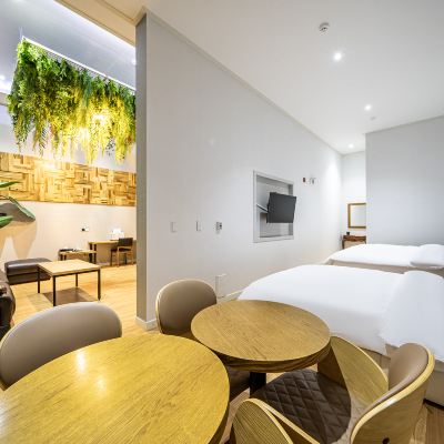 VIP 패밀리룸 Gongju (Donghaksa) Gyeryongsan J2 Hotel 쿠폰
