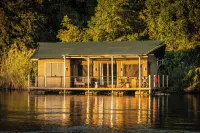 Ndhovu Safari Lodge Hotels in 