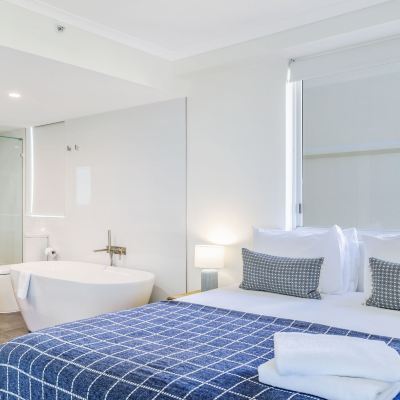 Deluxe Apartment, Multiple Bedrooms, Non Smoking, Kitchen (Deluxe 3 Bedroom 3Nts Min) Ocean Sands Resort Promo Code