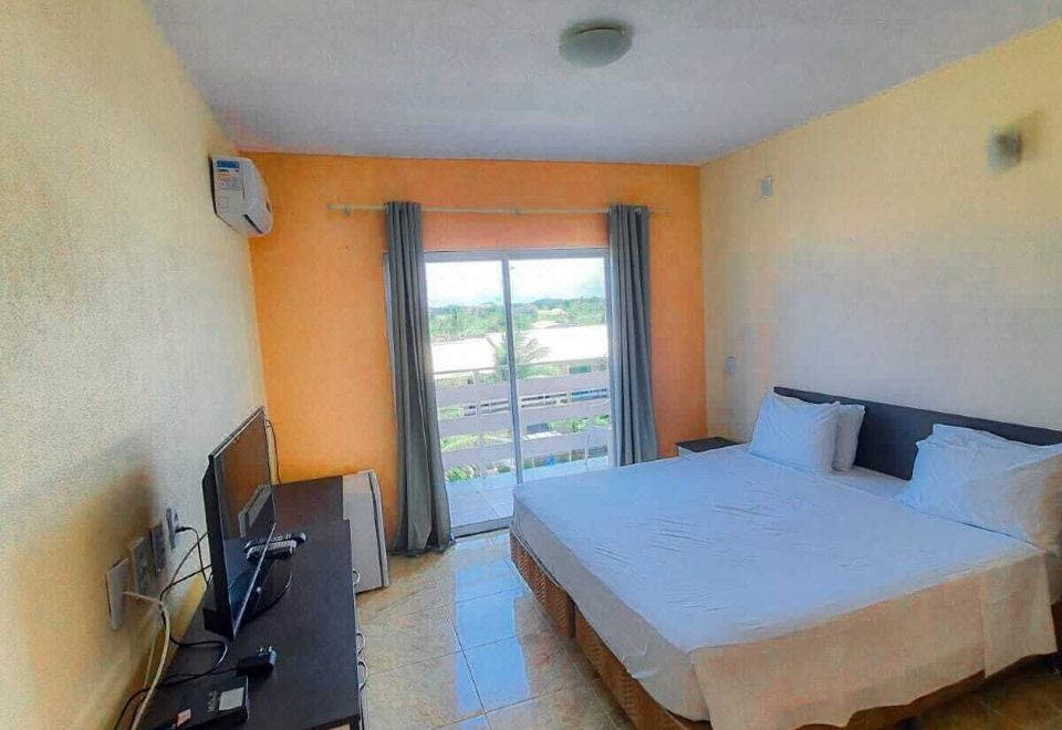 单人间 - 泳池景观