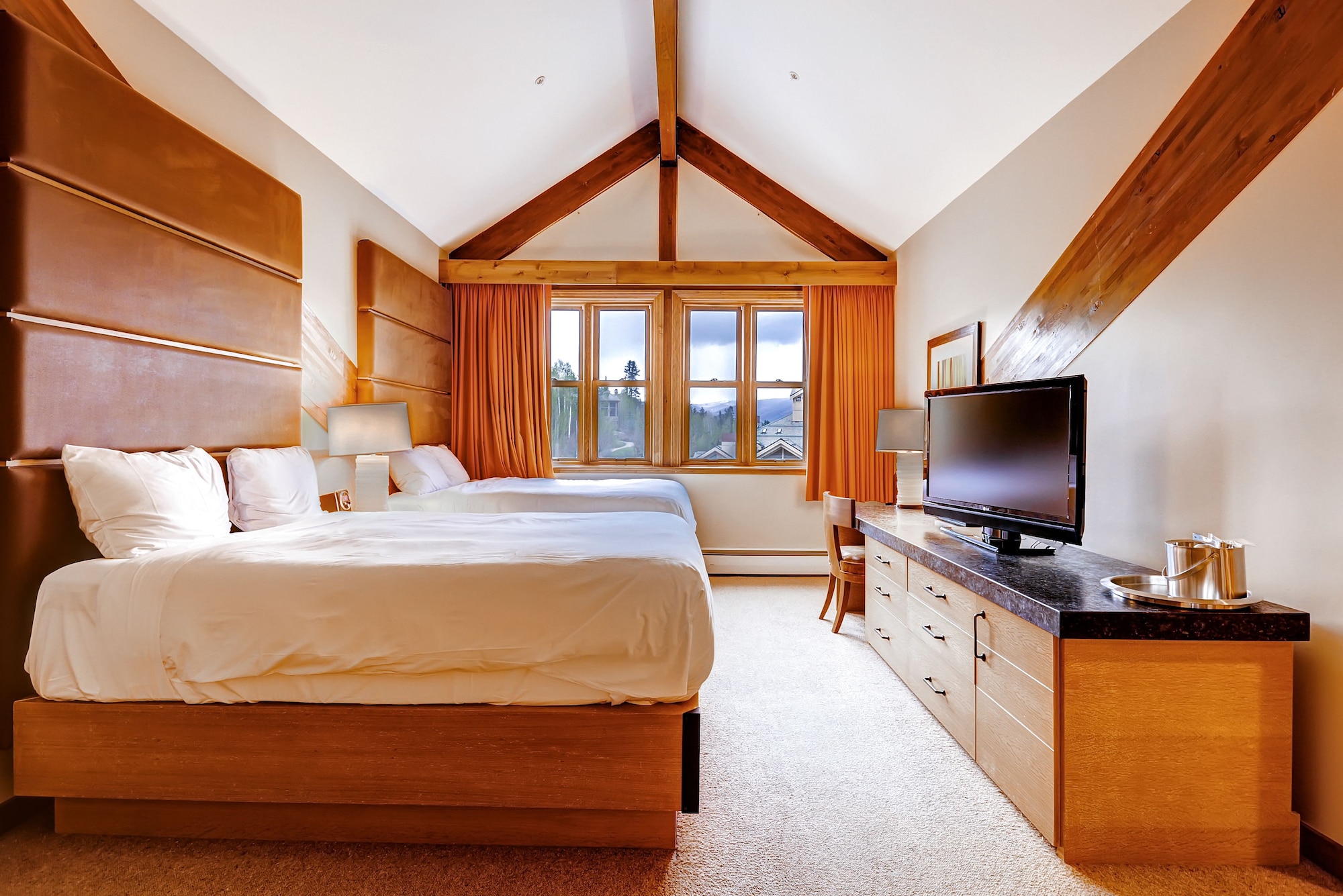 The Osprey at Beaver Creek, a RockResort豪华两张大床房