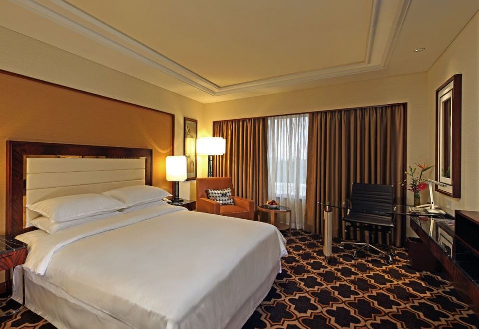 俱乐部特大床房