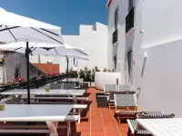 Heaven Inn Suites & Terrace Hotels in Evora