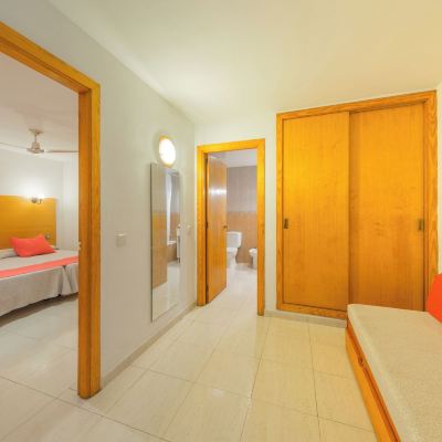 Interior One-Bedroom Apartment Apartamentos Isla Del Sol Promo Code