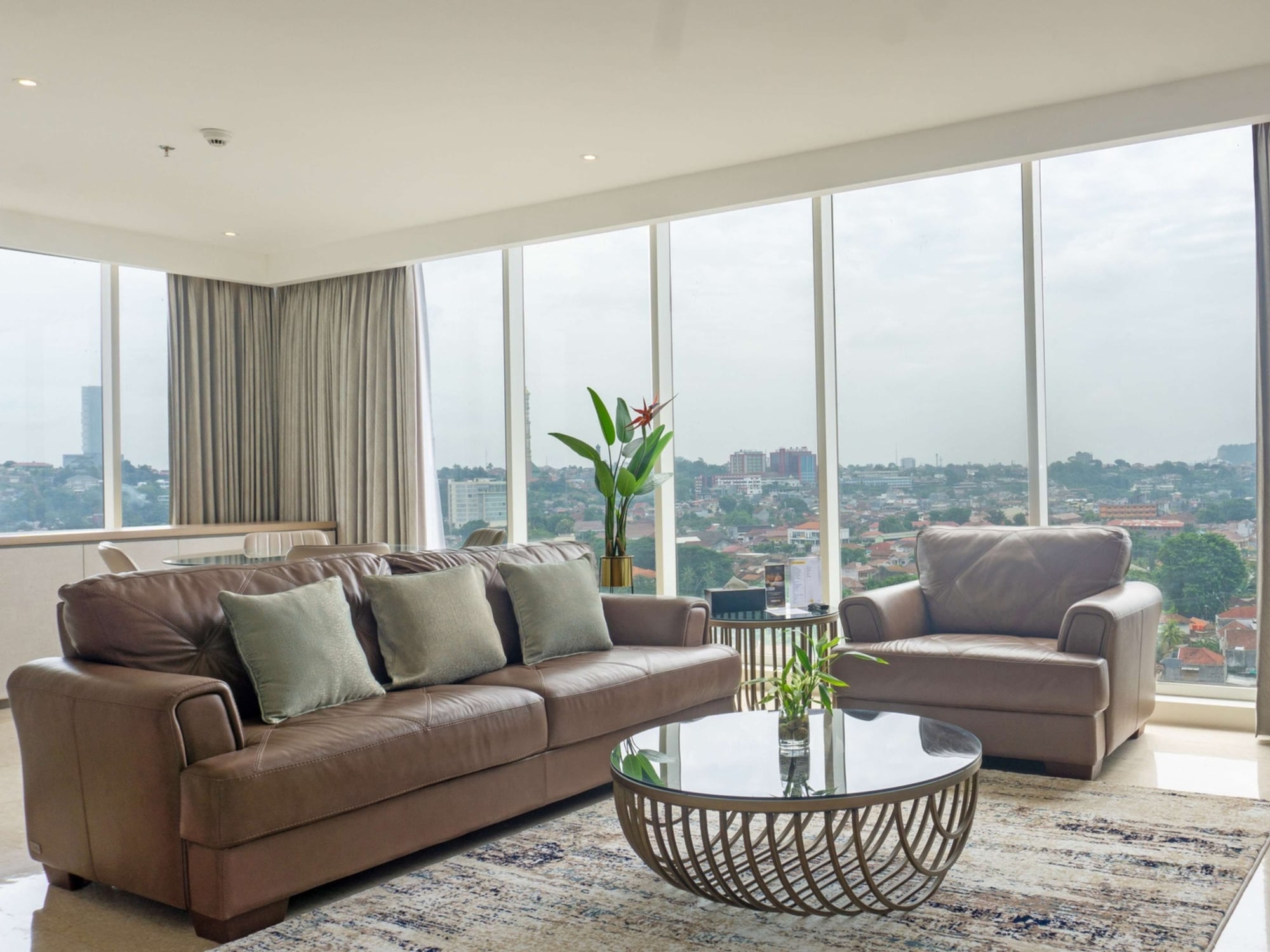 城市景皇家套房-1特大床