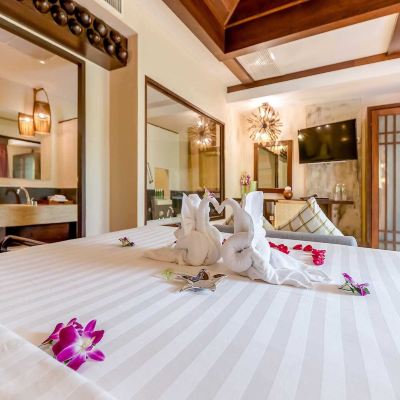 Deluxe Jacuzzi Villa