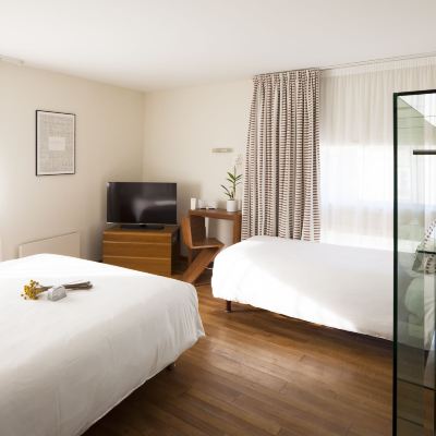Triple Room Hôtel La Pérouse Promo Code