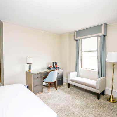 Queen Room Dunhill Hotel Promo Code