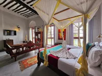 Mizingani Seafront Hotel Hotele w: 
