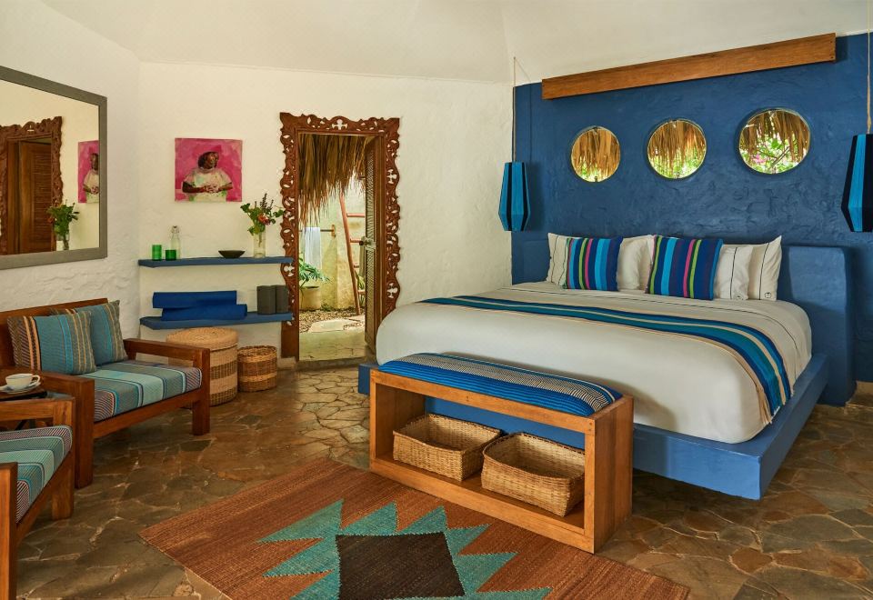 Blue Apple Beach Romantic Bungalow, 1 King Bed, Terrace