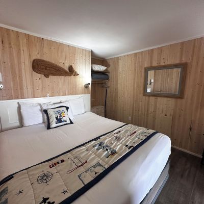 Deluxe King Room Ocean View To Deluxe King Room Ocean Front-No Pets Deane's Oceanfront Lodge Promo Code