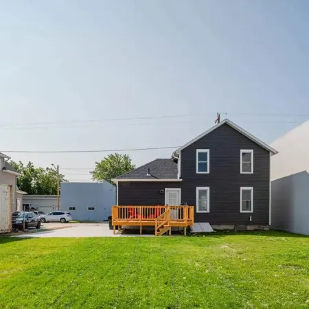 Modern Downtown Living-Appleton Отели в г. Аплтон