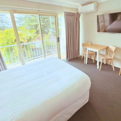 Single Queen Yamba Sun Motel Promo Code