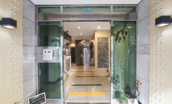 Ean Residence Hotel - Housity