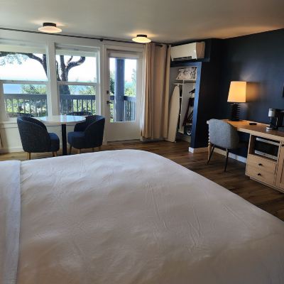 Exclusive Studio, 1 King Bed, Roll-in Shower, Ocean View Ocean Crest Resort Promo Code