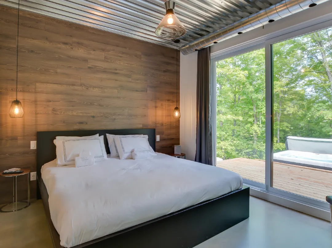 Bel Air Tremblant Andorra Famille: 1 King, 2 Lits Superposés, Jacuzzi - Laurentides