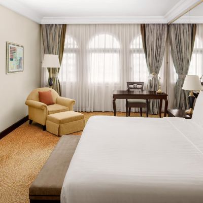 One Bedroom Suite Non smoking Mövenpick Hotel Karachi Promo Code