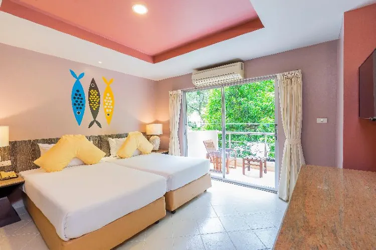 ห้องมาตรฐาน เตียงใหญ่ วิวสวน